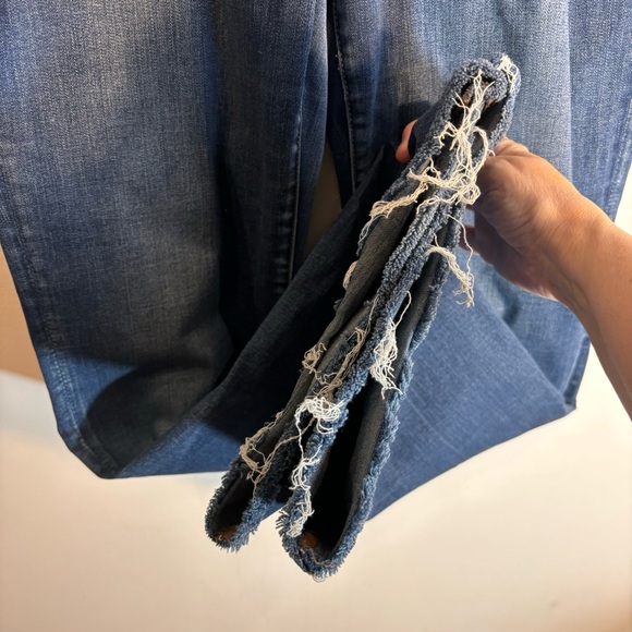 AMERICAN EAGLE Sz 14 Jeans High Rise Slim Flare Mid-Wash Wiskering Stretch - Picture 11 of 13